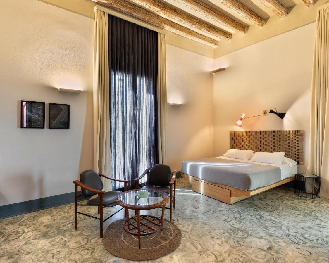 Palazzo Calo Aparthotel Bari Bagian luar foto