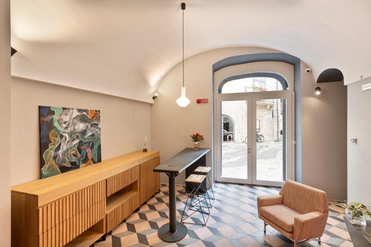 Palazzo Calo Aparthotel Bari Bagian luar foto
