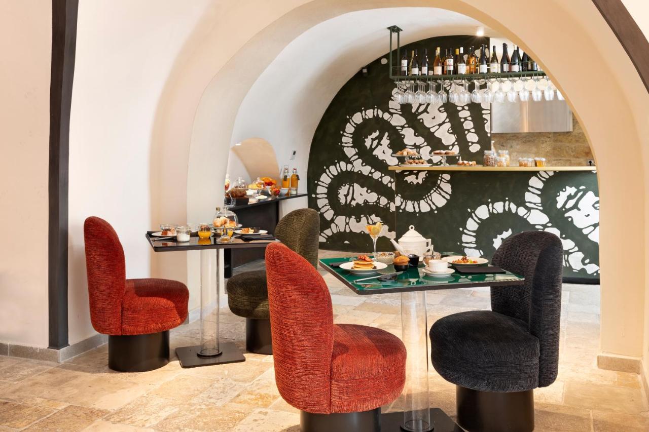 Palazzo Calo Aparthotel Bari Bagian luar foto