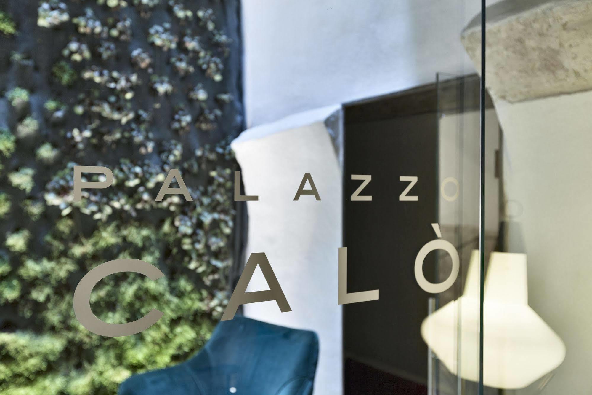 Palazzo Calo Aparthotel Bari Bagian luar foto