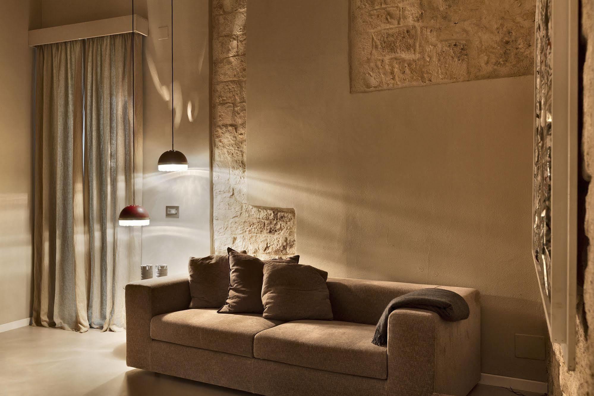 Palazzo Calo Aparthotel Bari Bagian luar foto