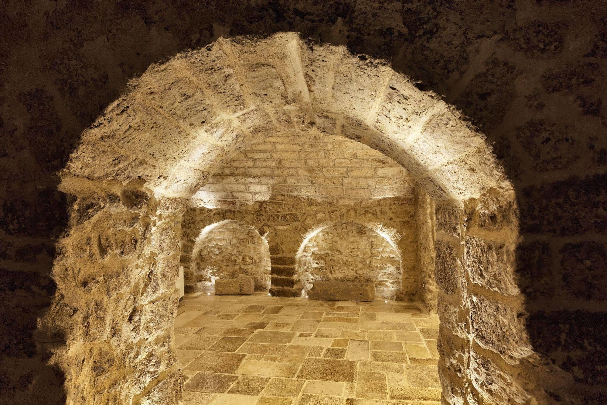 Palazzo Calo Aparthotel Bari Bagian luar foto