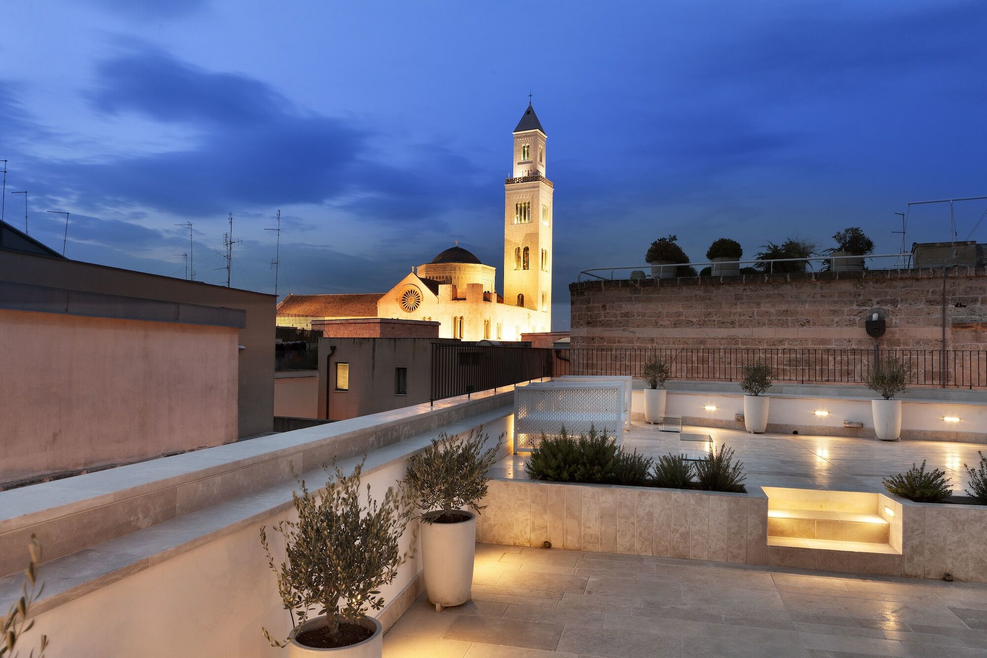 Palazzo Calo Aparthotel Bari Bagian luar foto